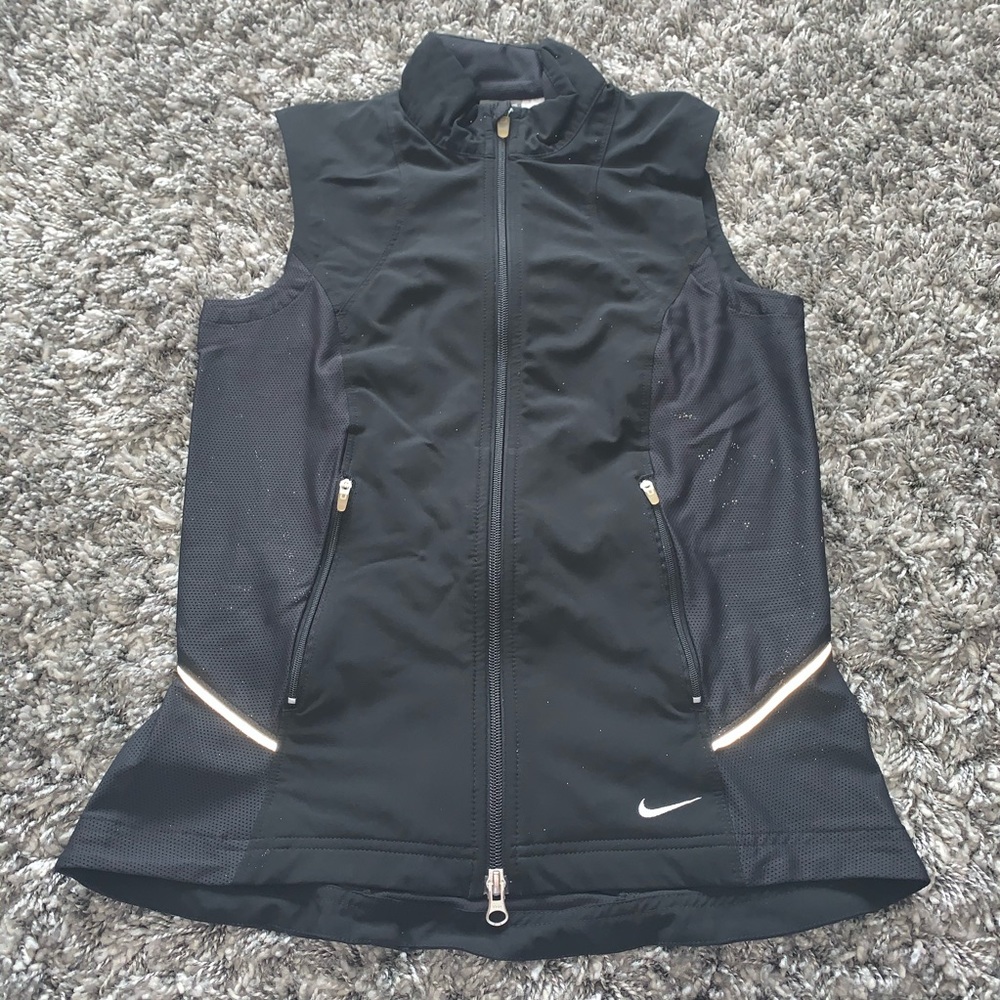Women’s Nike Lightweight Running Vest size S
